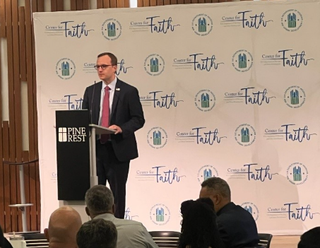 HUD Assistant Secretary Ronnie Kurtz delivers the keynote address on self-sufficiency and how faith-based organizations can be involved in community revitalization.