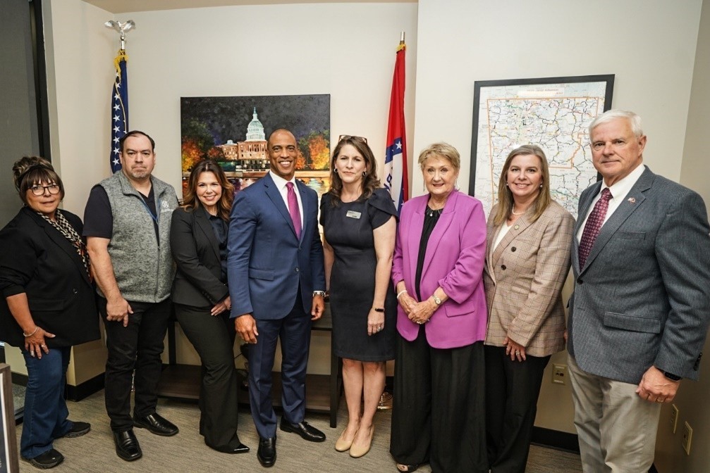 Secretary Turner and Rep. Womack participated in a roundtable discussion with local Community Development Block Grant (CDBG) stakeholders and professionals. The CDBG program, administered by HUD, provides federal grants to support affordable housing and community infrastructure improvements