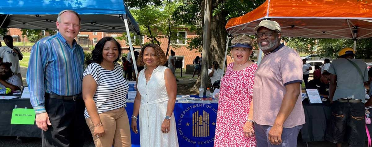 [HUD’s Michelle McCarroll (FPM) and Demetra Daniel (PIH) teamed up to staff the Jackson Housing Authority’s Family Empowerment Expo in Jackson Tennessee on behalf of the Memphis Field Office.  The event enabled information to be shared with the Allenton Heights community on the Affordable Connectivity Program]. HUD Photo